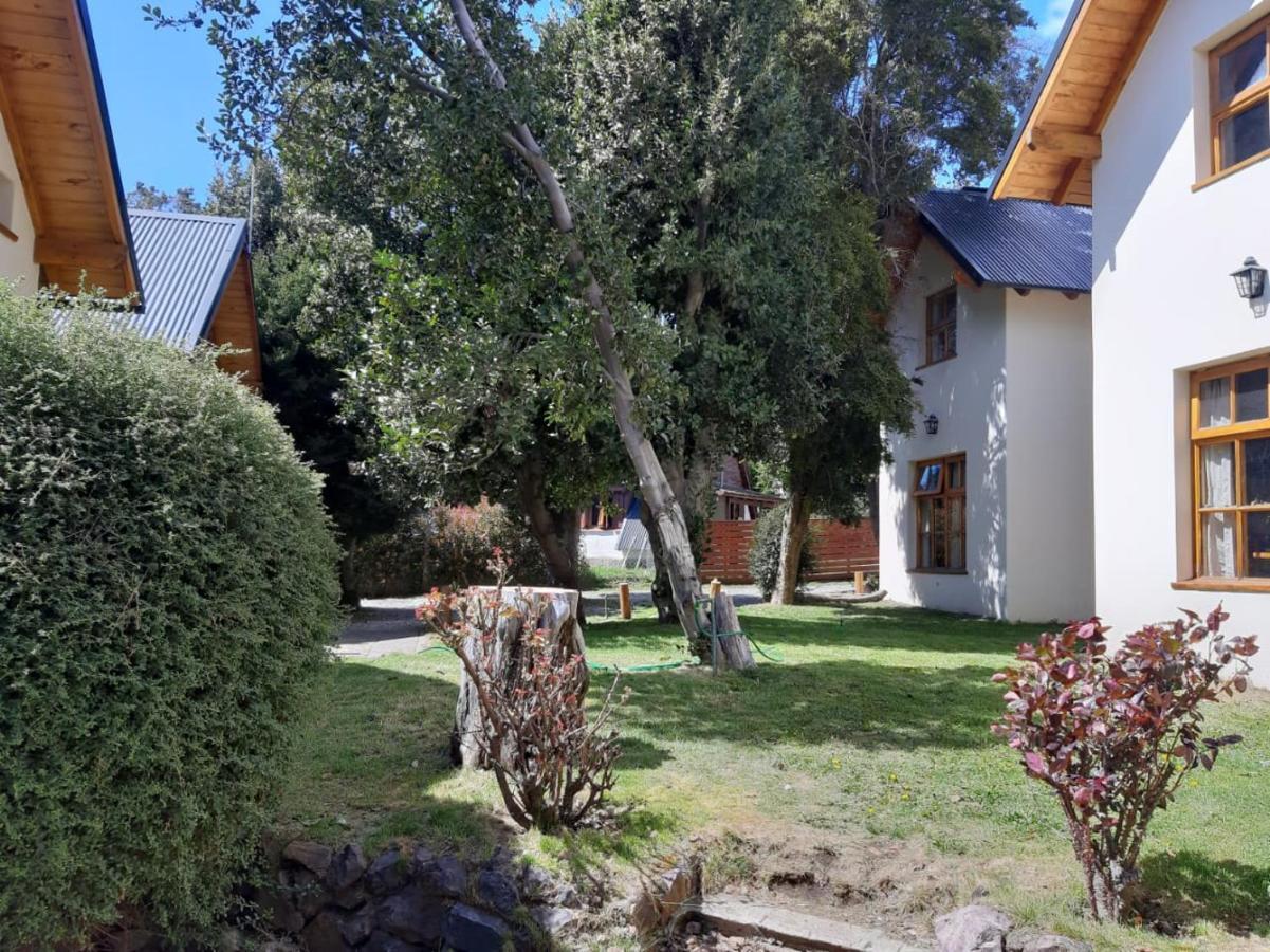 Apart Hotel Bungalows El Viejo Cipres San Carlos de Bariloche Luaran gambar