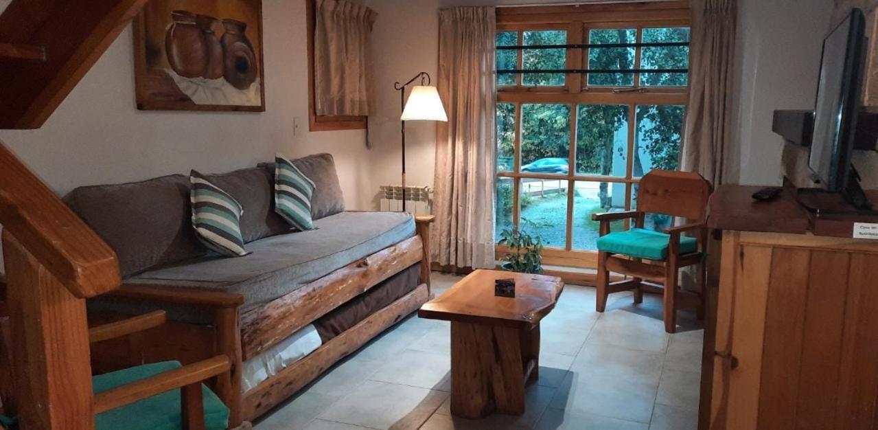 Apart Hotel Bungalows El Viejo Cipres San Carlos de Bariloche Luaran gambar