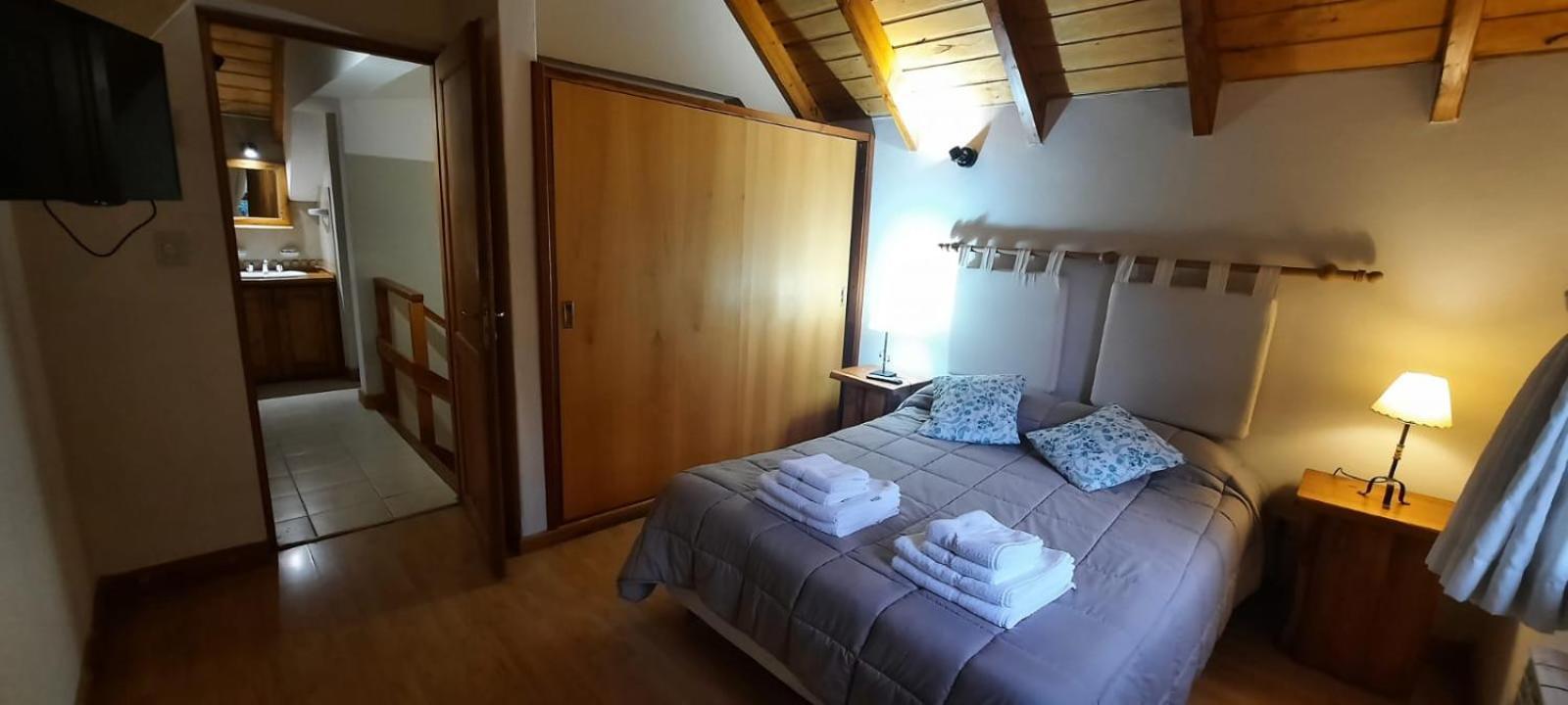 Apart Hotel Bungalows El Viejo Cipres San Carlos de Bariloche Luaran gambar