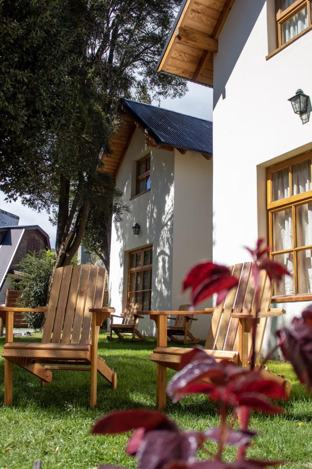 Apart Hotel Bungalows El Viejo Cipres San Carlos de Bariloche Luaran gambar